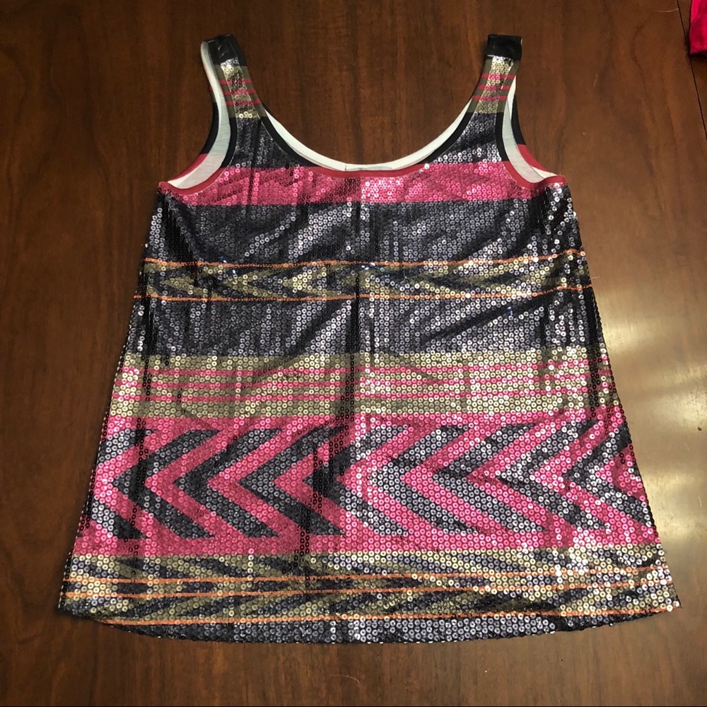 Sequined tank top - size medium